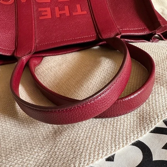 Marc Jacobs The Tote Bag in Large - Picture 9 of 11